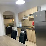 Julia Apartment *